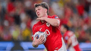 Ole Romeny, pemain Timnas Indonesia, merayakan gol kemenangan ke gawang Bahrain dalam pertandingan persahabatan internasional.