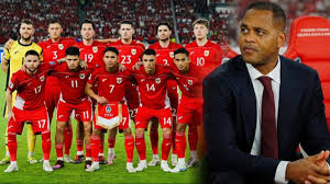 Skuad Timnas Indonesia bersama Patrick Kluivert menjelang laga kontra China, 5 Mei 2025.