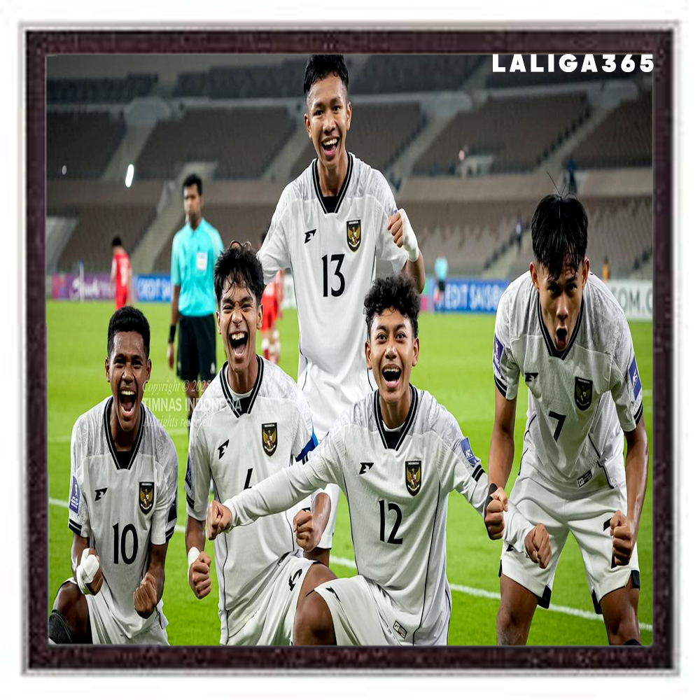 Fadly Alberto Hengga, I Putu Panji, Aldyansyah Taher, Daniel Alfrido, dan Zahaby Gholy merayakan gol yang dicetak ke gawang Timnas Afganistan dalam laga terakhir Grup C Piala Asia U-17 2025 yang berlangsung di Prince Abdullah Al-Faisal Stadium, Jeddah, Jumat (11/4/2025). (Dok. PSSI).