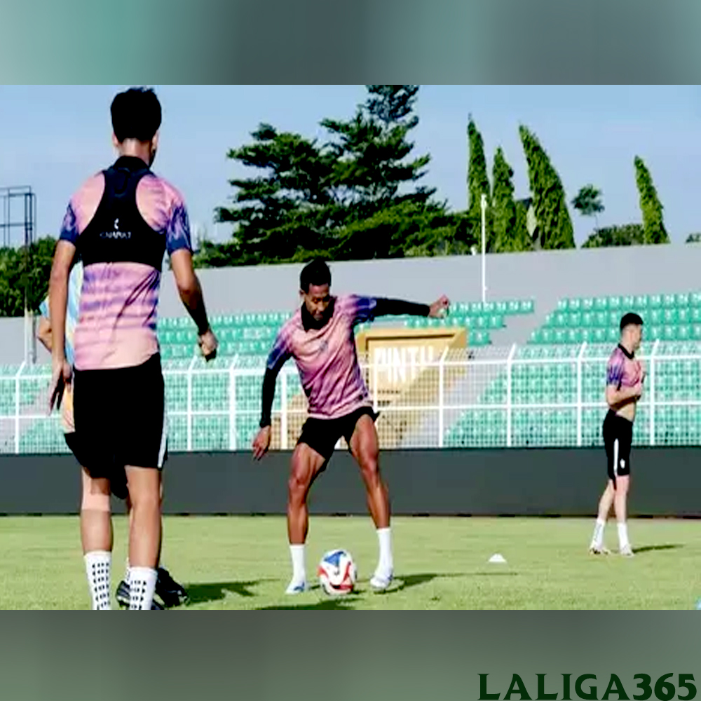 Imbang di Kandang Bhayangkara FC, Persita